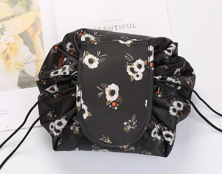 Drawstring Makeup Bag Design 1