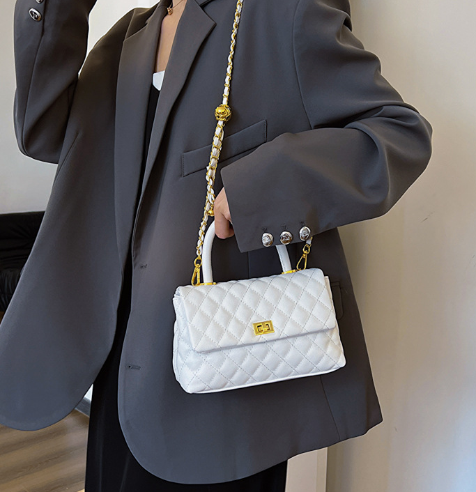 Handbag Image 4