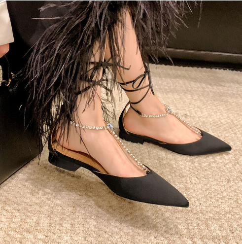 Chic Pointed-Toe Black Mary Jane Flats