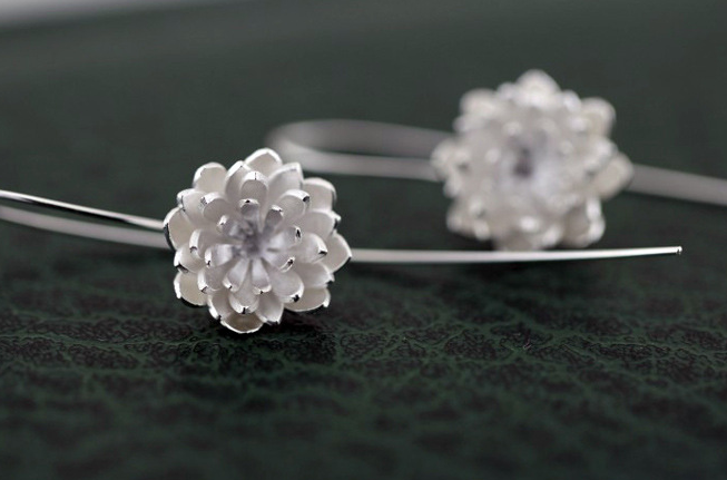 Stylish Golden Lotus Earrings