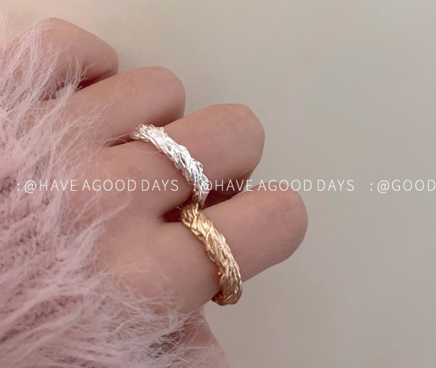 Gold-plated Hammered Ring Image 2