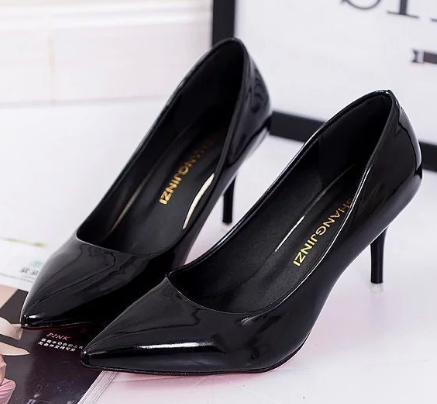 Chaussures à talons hauts élégantes