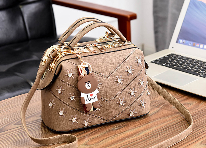 Stylish Handbag Image 7