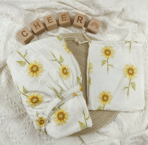Organic Cotton Cot Sheet - Retro Fragmented Flowers