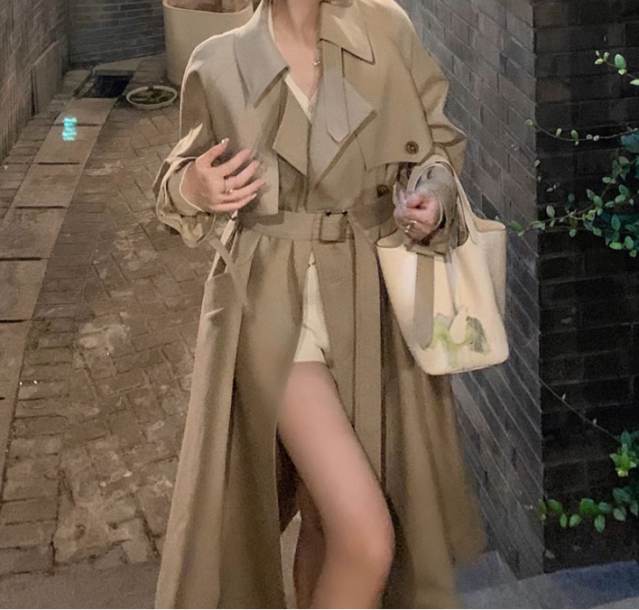 Wool Mid Length Coat Image 3