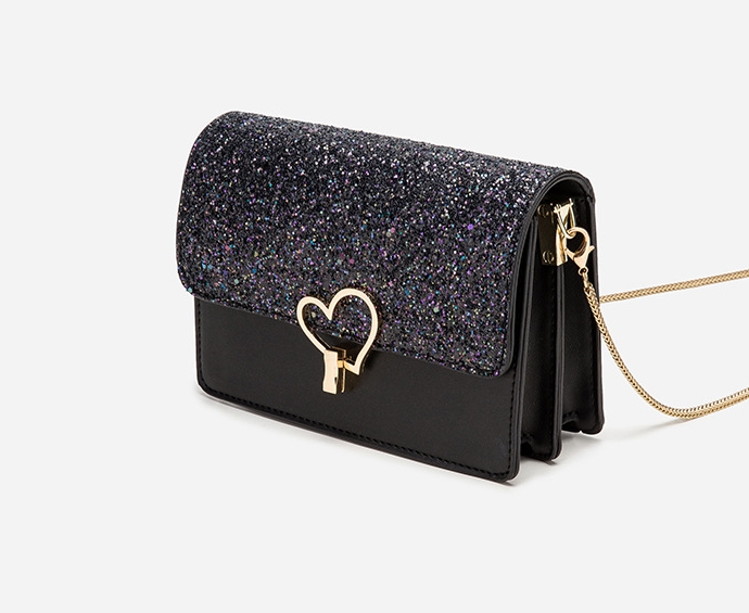 Starry Sky Shoulder Bag in use