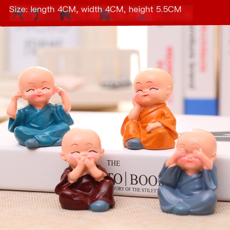 Figura de Cuatro Pequeños Monjes 1