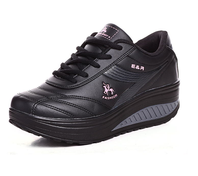 Women's Casual Shoes Image 1