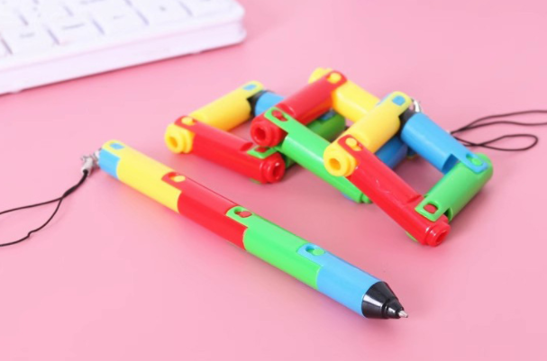 Foldable Ballpoint Pen, Bendable and Deformable Pen Lanyard Foldable Ballpoint Pen Festival Pen Students Can Hang on the Bag or Key Chain