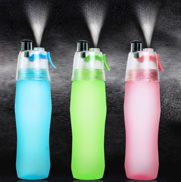 Spray Water Cup Sports Bottle Image 2
