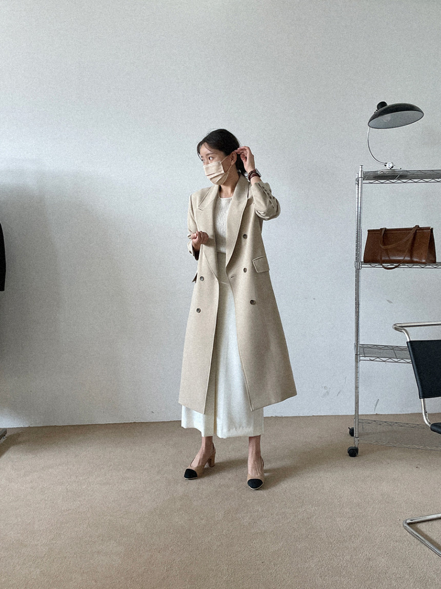 Double-breasted Coat Image 4