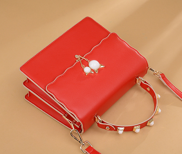 Round Handbag Image 2