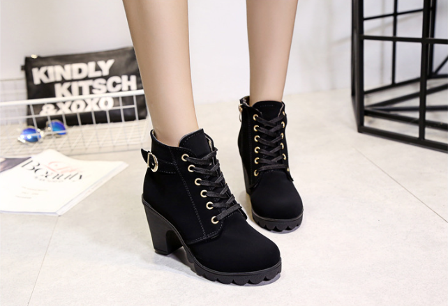 Martin Boots Black