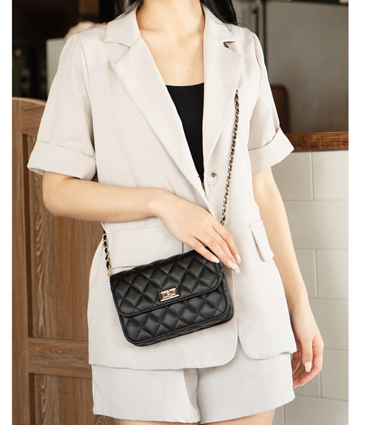 Chic Caviar Bag - Versatile Use