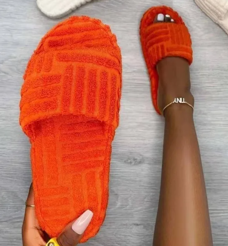 Fluffy Slipper Image 7