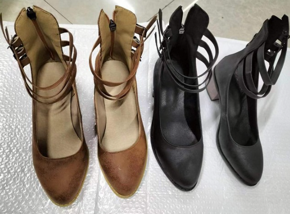 Khaki Chunky Heeled Boots