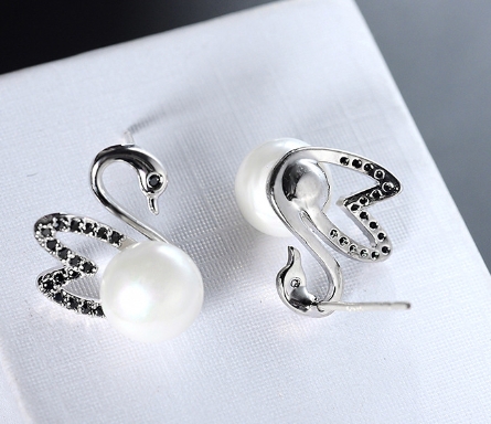 Swan Earrings 3