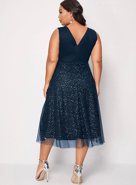 Elegant Dress Image 4