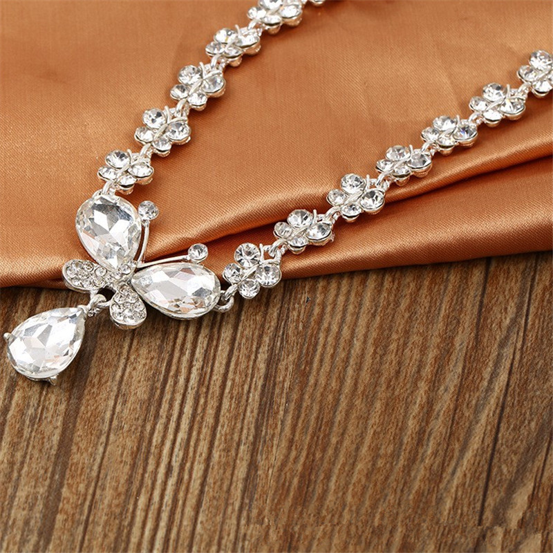 Bridal Jewelry Set Image 4