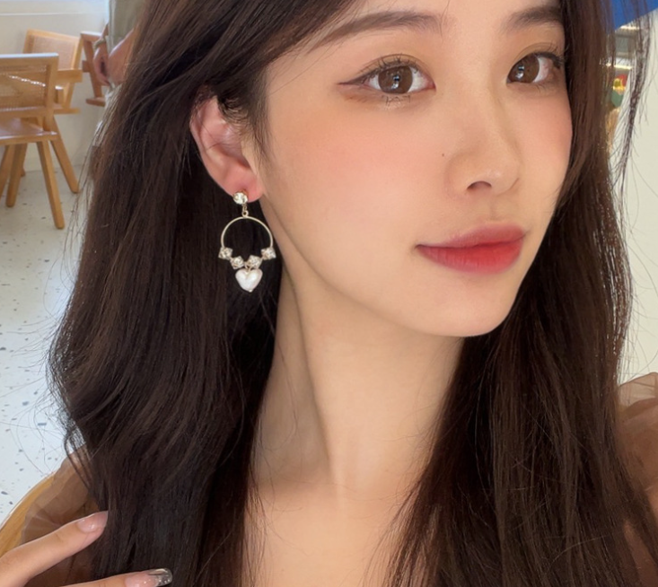 Earrings Image 2