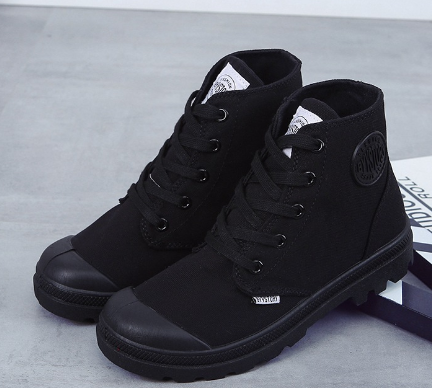 British tooling Martin boots 4