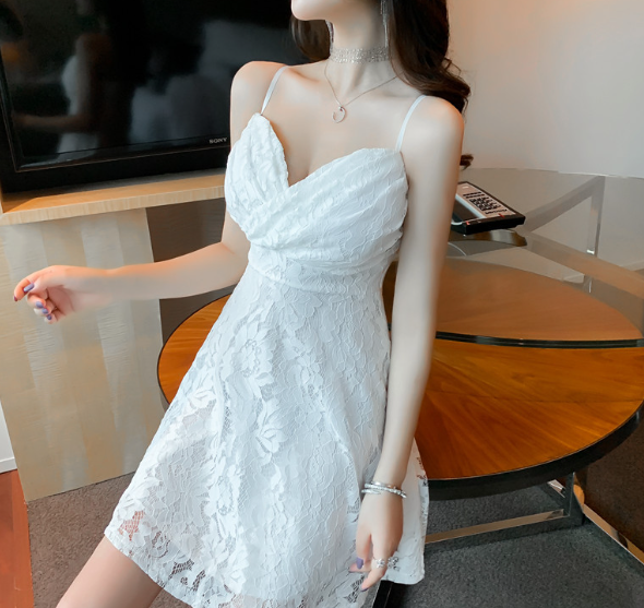 Lace Dress Image 5