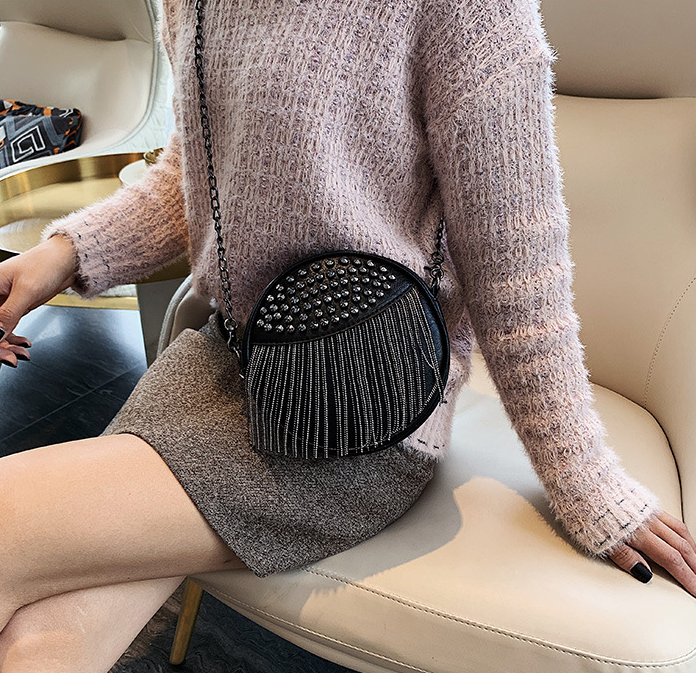 Fashion Tassel Personalized Shoulder Bag Image 3