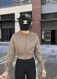 Yoga Jacket Image 4