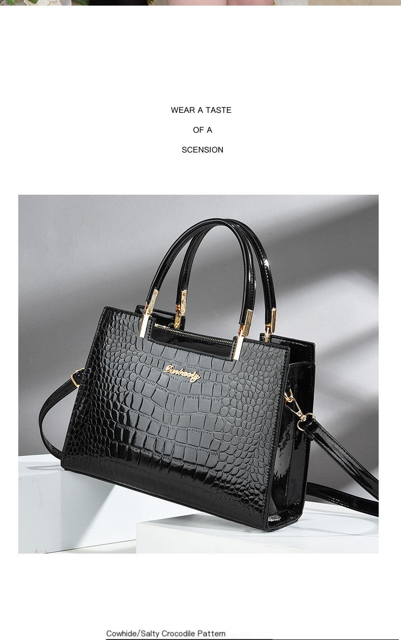 Trendy Shoulder Bag - Image 3