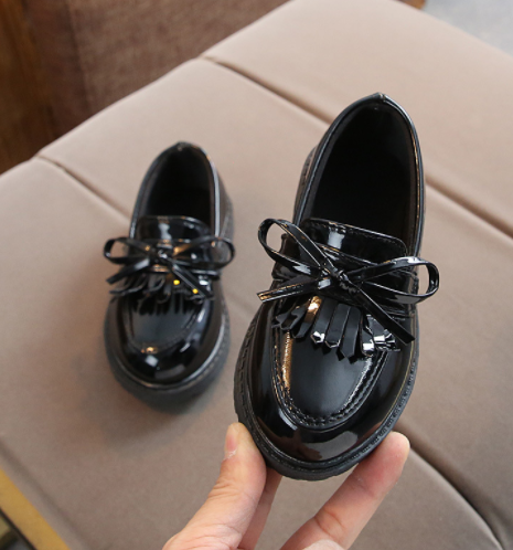Girl's Shoes Image 3