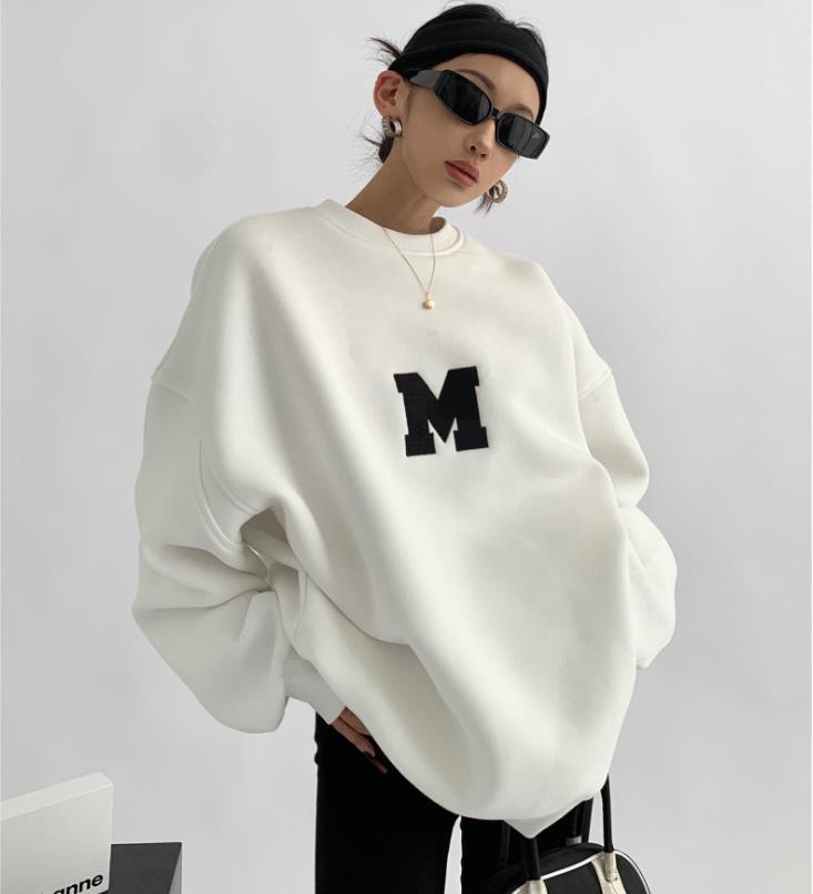 Pullover in Various Colors