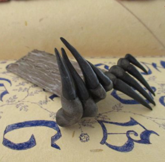 Creepy Claw Bookmark Image 4