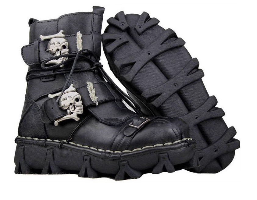 Boots in brown color