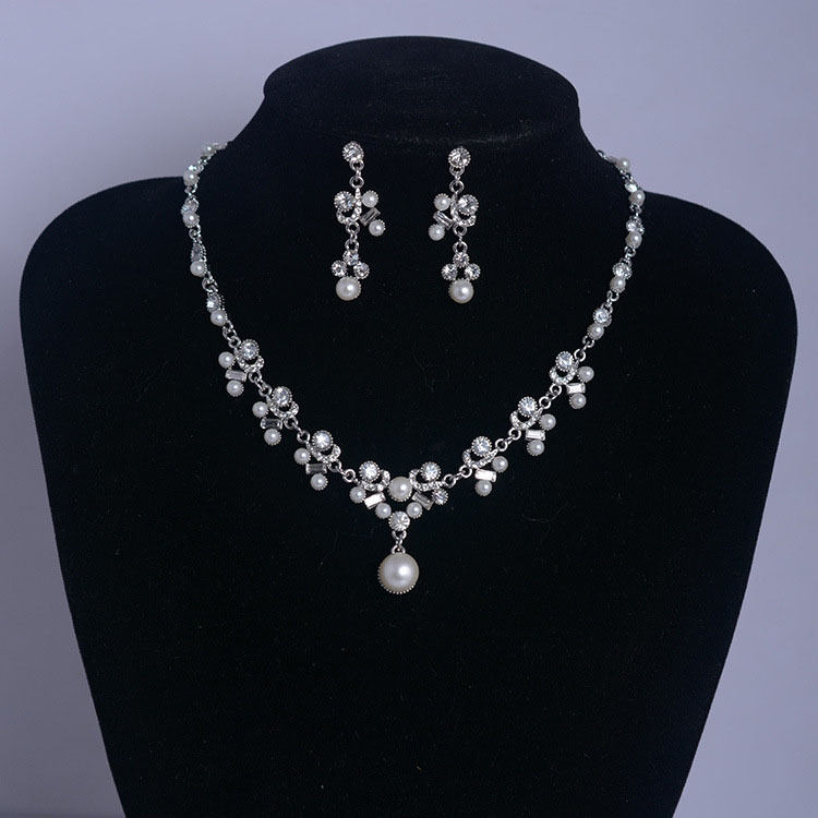 Bridal Necklace and Earrings Set 8