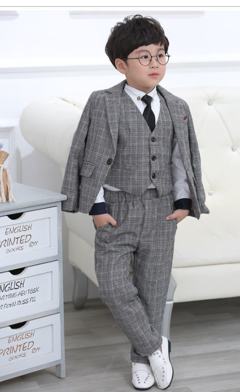 Children's Suit Image 3