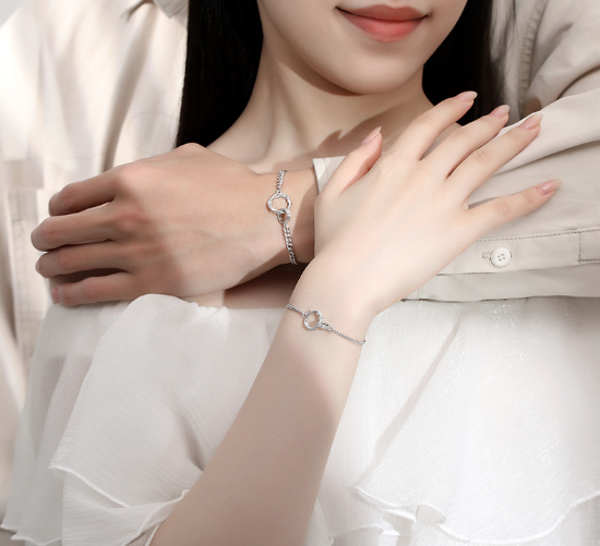 Women's All-match Titanium Steel Bracelet Image 1