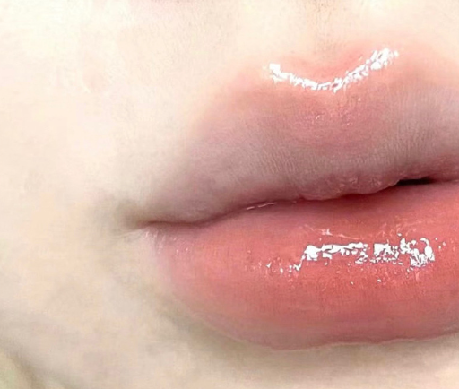 USLIKE Glassy Lip Balm - Black Tea Jelly