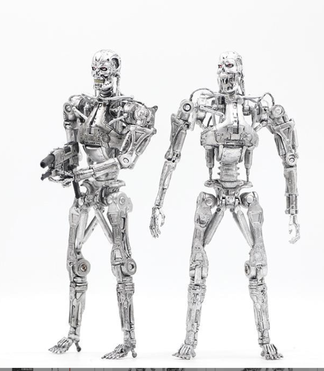 Terminator T-800 Skeleton Side View