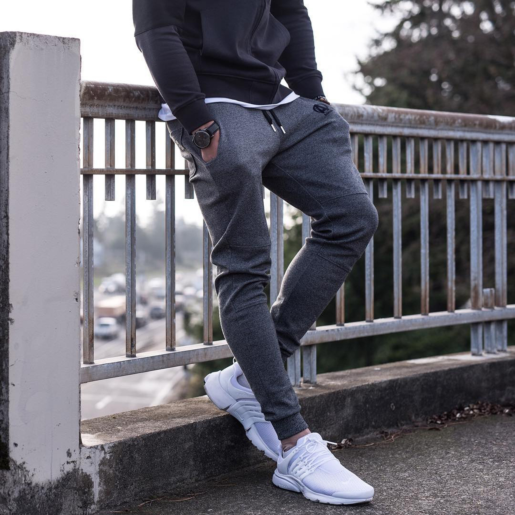 Skinny Pants Image 2