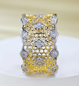 Vintage Diamond Wide Lace Ring Image 1