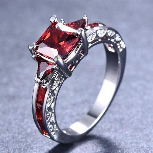 Classic Square Cut Inlaid Black Zircon Ring 4