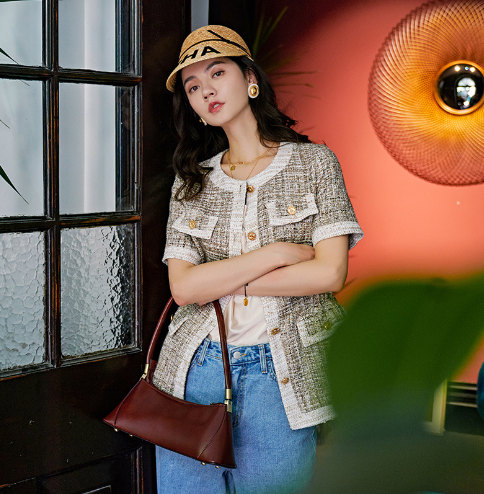 Stylish Short Sleeve Jacket Image 2