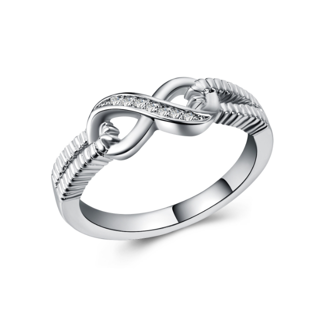 Women's Fashion Ring - Image 1