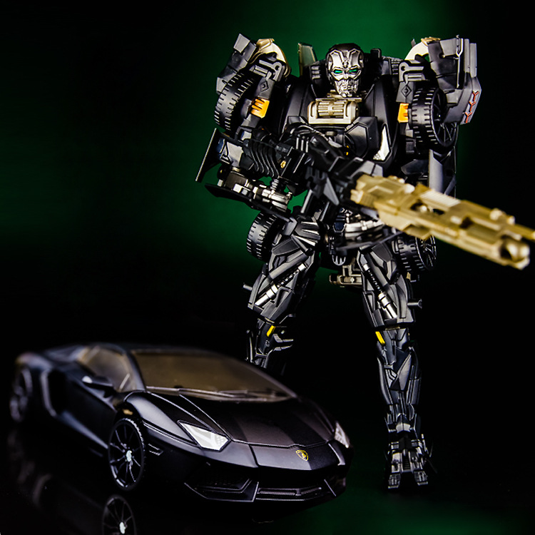 Transforming Toy Image 1