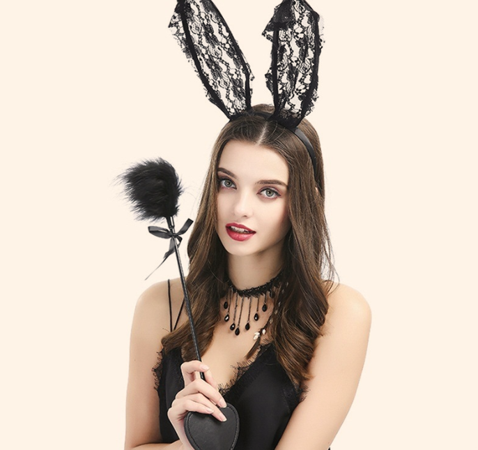 Feather Flirt Stick