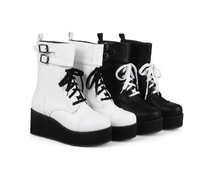Martin Boots Image 4