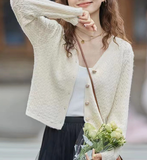 Gentle Wind Cardigan Side View