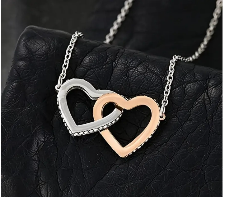 Rose éternelle Necklace 2