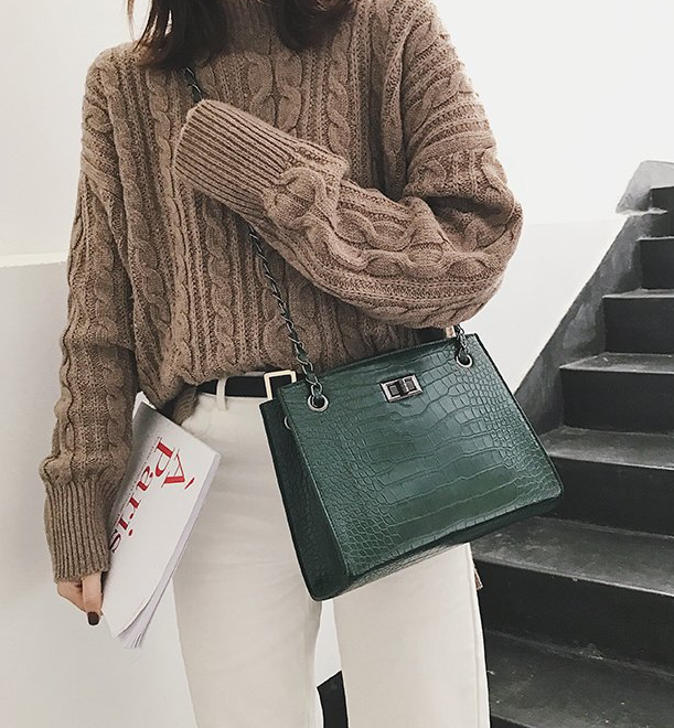 Crocodile Pattern Chain Shoulder Bag - Green