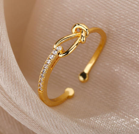Cubic Zirconia Detail